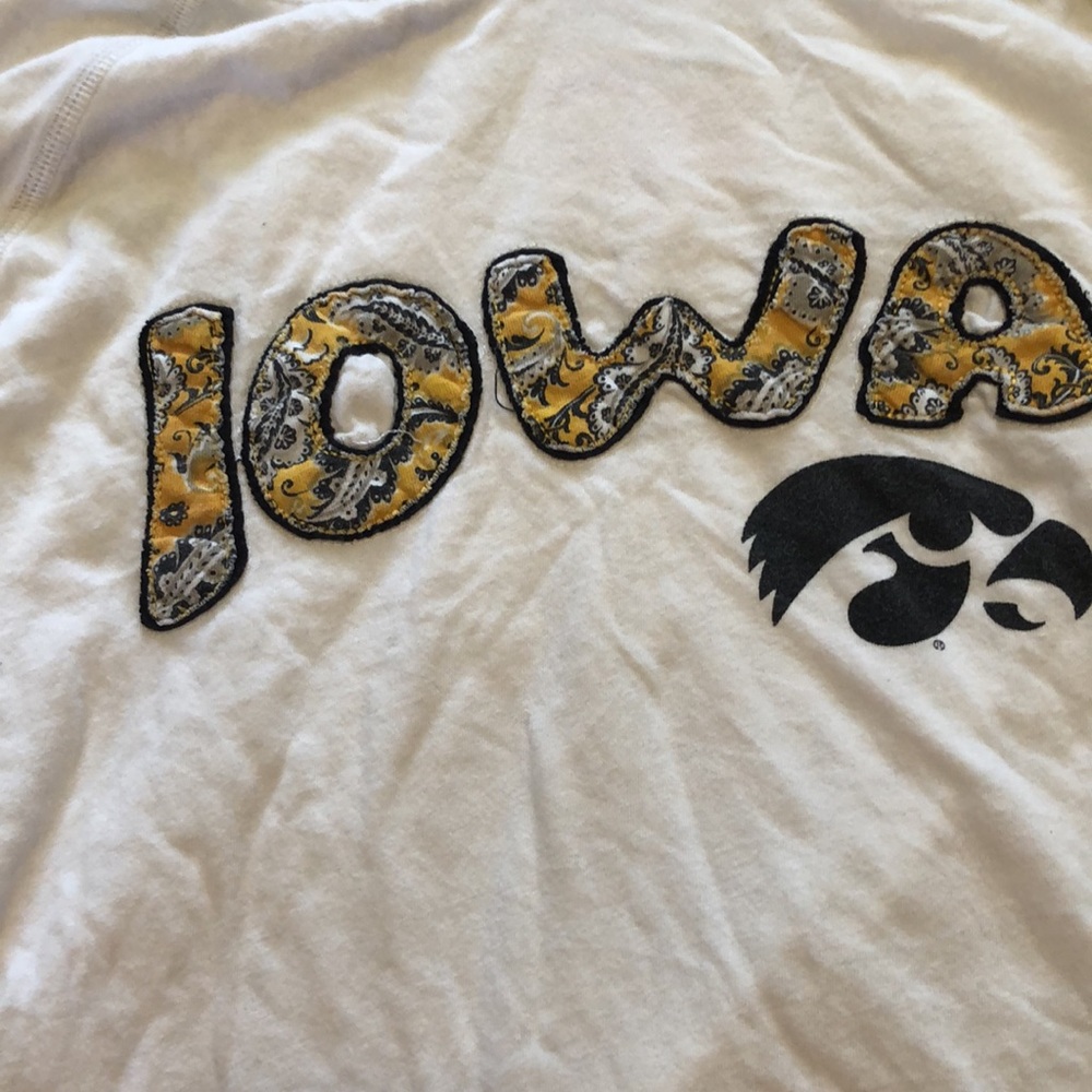 White Iowa pullover - Picture 2 of 4